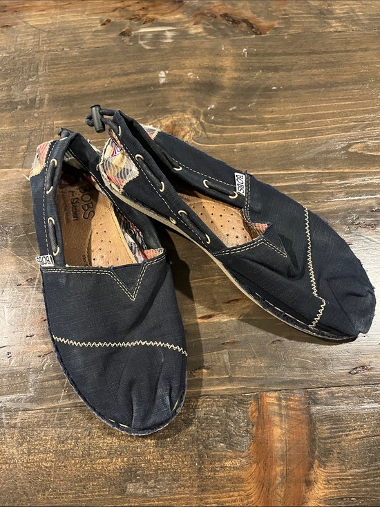 BOBS from Skechers Shoes - BOBS from Skechers Women's Navy Canvas Slip-On Flats